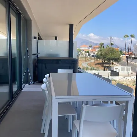 Luxury Agnieto - The View *