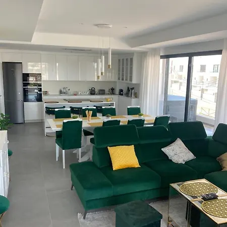 Luxury Agnieto - The View Apartment *